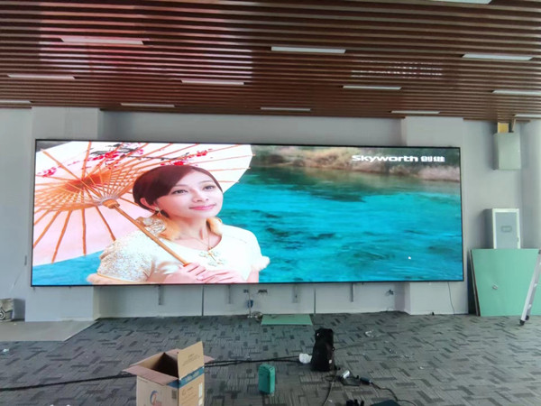 茂南P1.53led小间距屏安装案例